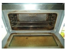 Single Oven Deep Clean before cleaning
